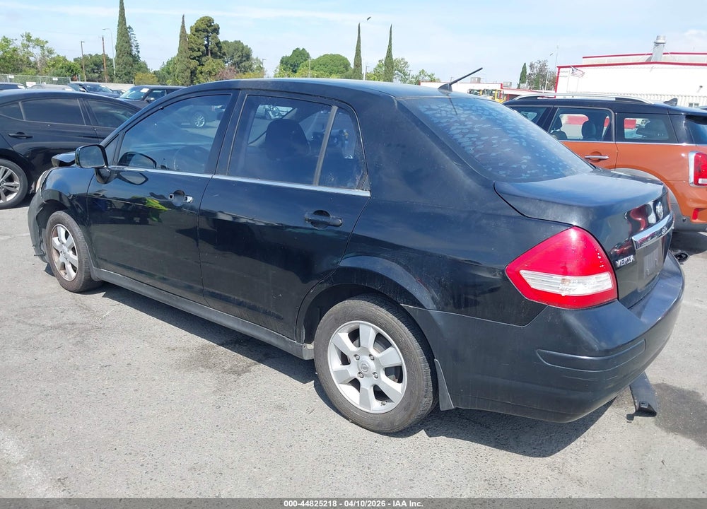2008 NISSAN VERSA 1.8SL VIN: 3N1BC11E38L460089