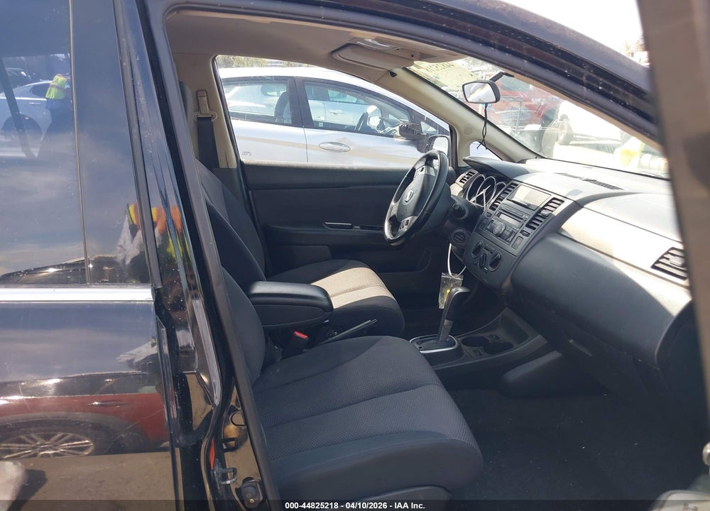 2008 NISSAN VERSA 1.8SL VIN: 3N1BC11E38L460089