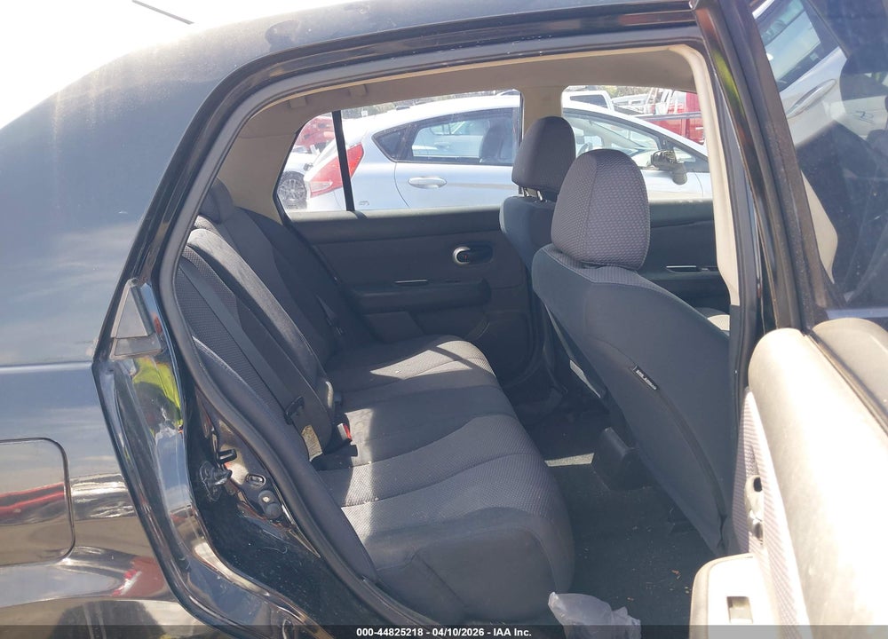 2008 NISSAN VERSA 1.8SL VIN: 3N1BC11E38L460089