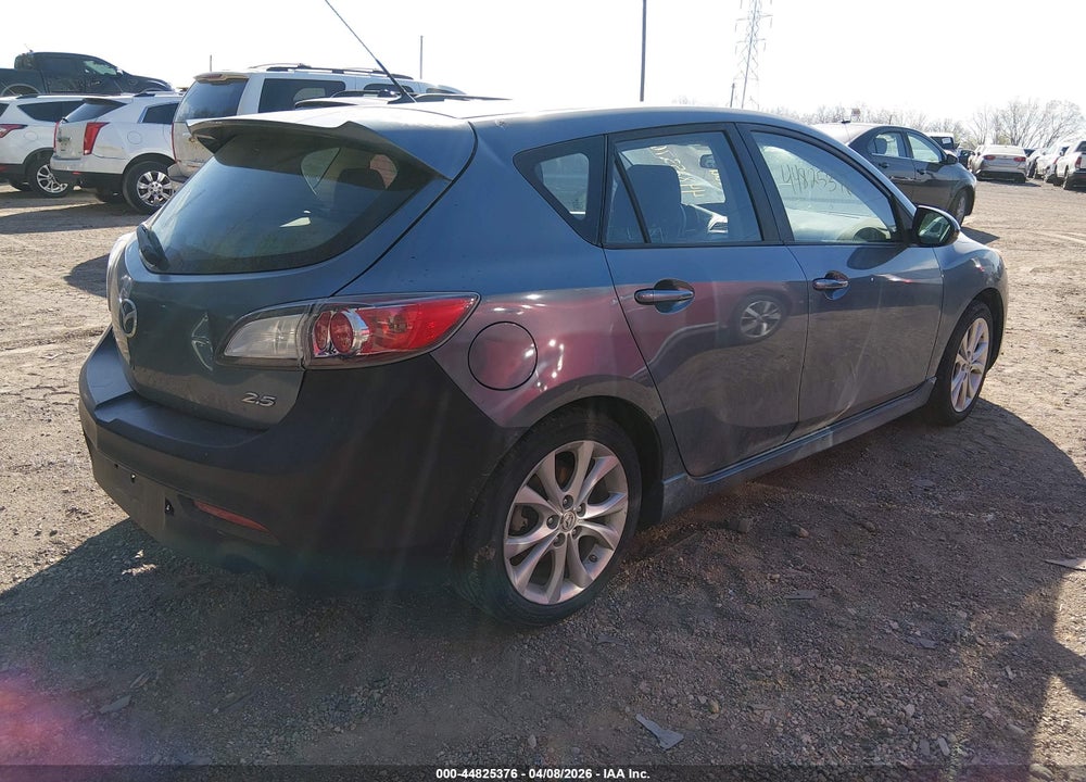 2011 MAZDA 3 S SPORT VIN: JM1BL1K51B1368957