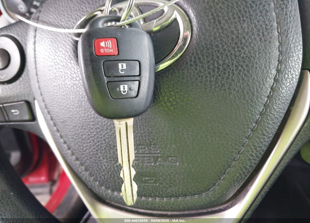 2013 TOYOTA RAV4 XLE VIN: JTMWFREV6DD002786