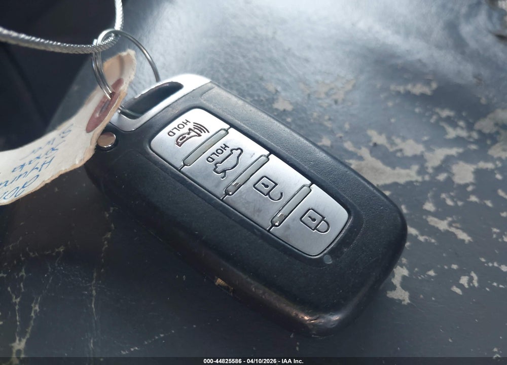 2011 HYUNDAI SONATA HYBRID VIN: KMHEC4A49BA001551