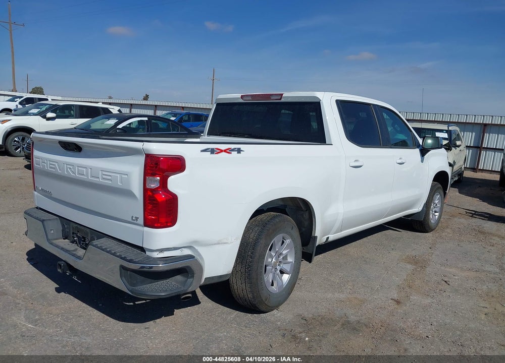 2026 CHEVROLET SILVERADO 1500 4WD  STANDARD BED LT VIN: 1GCUKDED0TZ130570