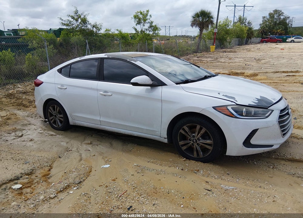 2018 HYUNDAI ELANTRA SEL VIN: 5NPD84LF8JH375916