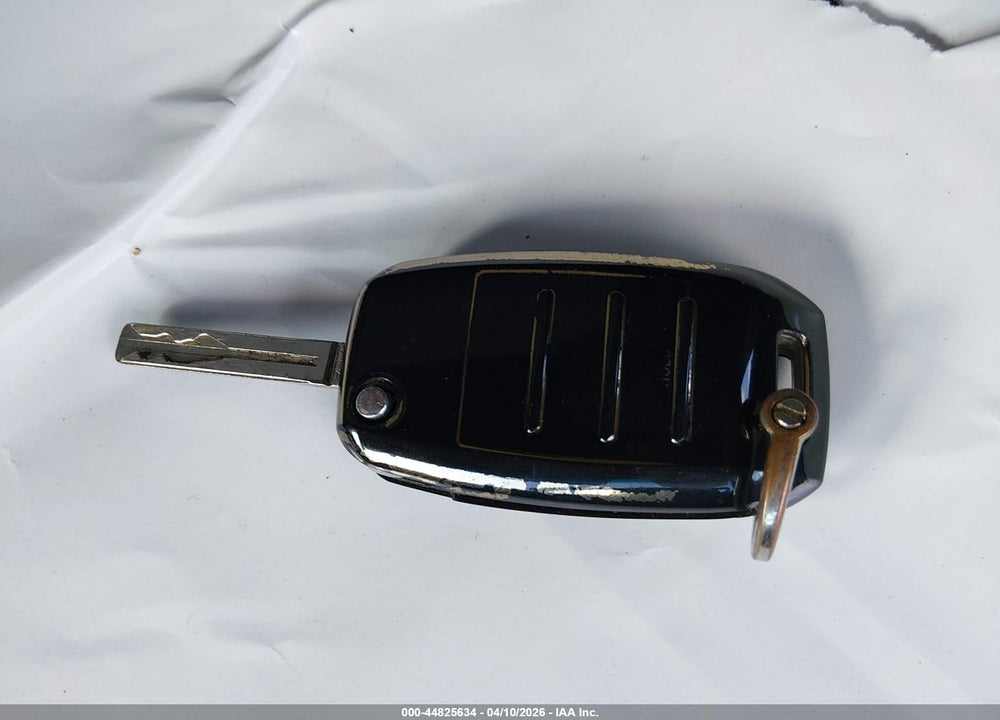 2015 KIA SOUL + VIN: KNDJP3A55F7190227