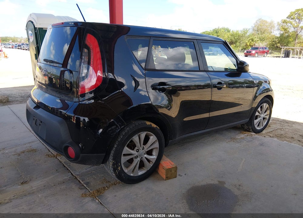 2015 KIA SOUL + VIN: KNDJP3A55F7190227