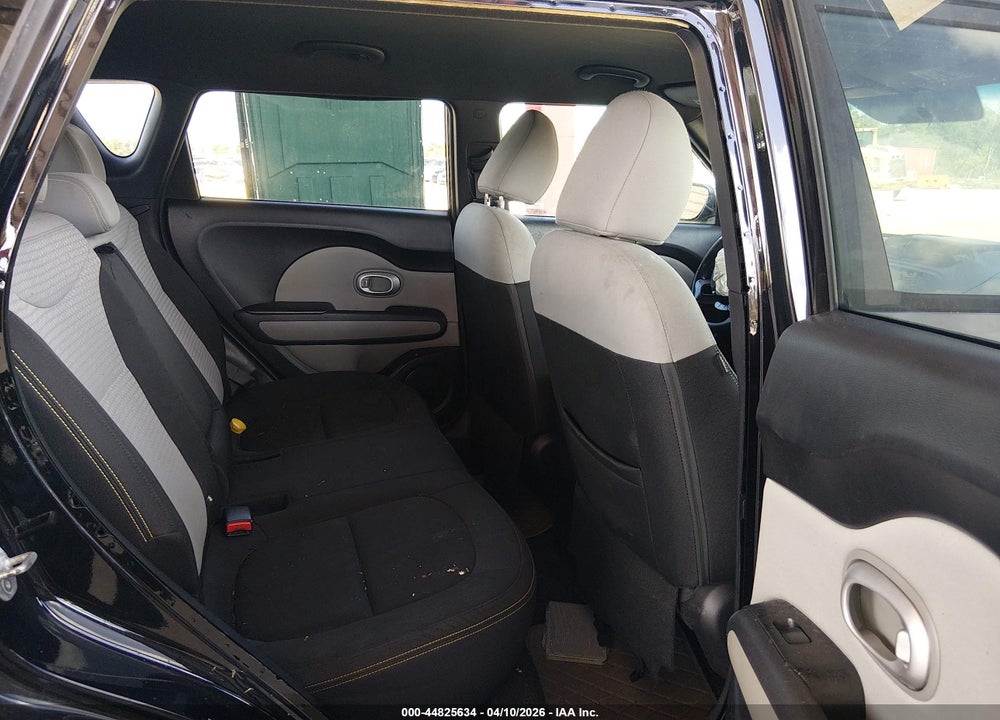 2015 KIA SOUL + VIN: KNDJP3A55F7190227