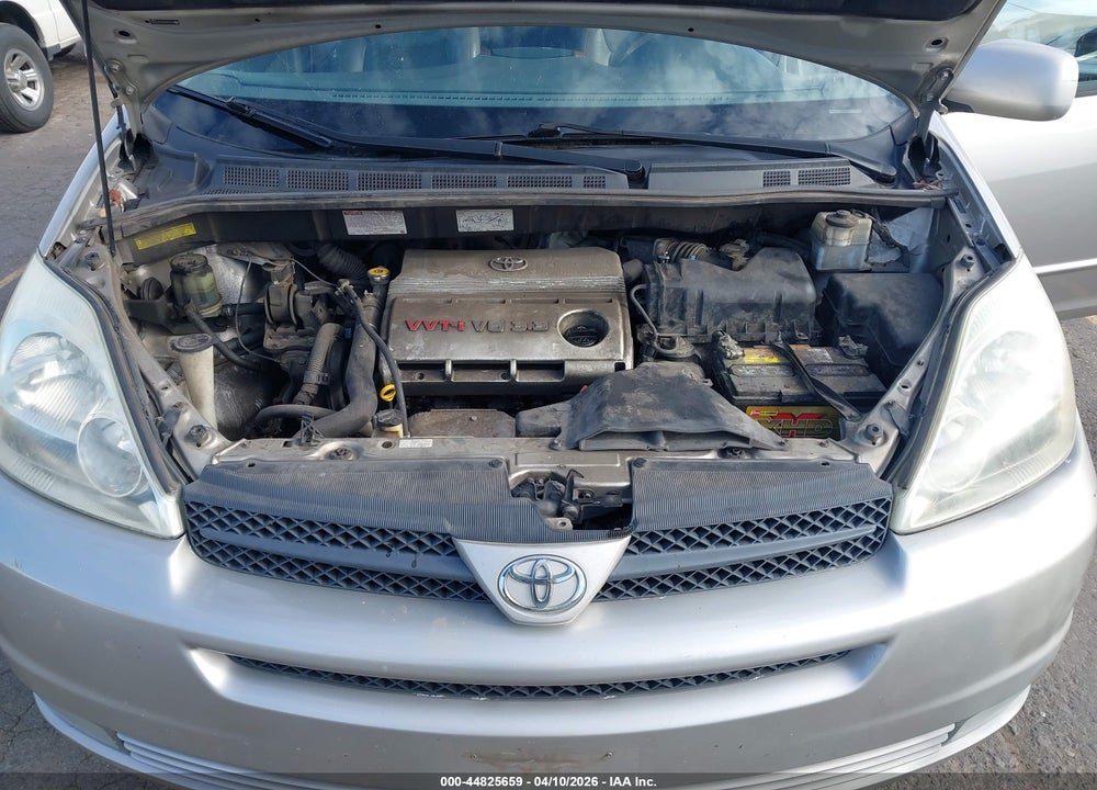 2005 TOYOTA SIENNA XLE VIN: 5TDZA22C65S232162