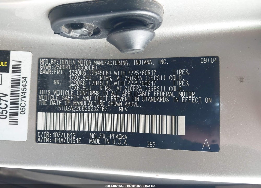 2005 TOYOTA SIENNA XLE VIN: 5TDZA22C65S232162