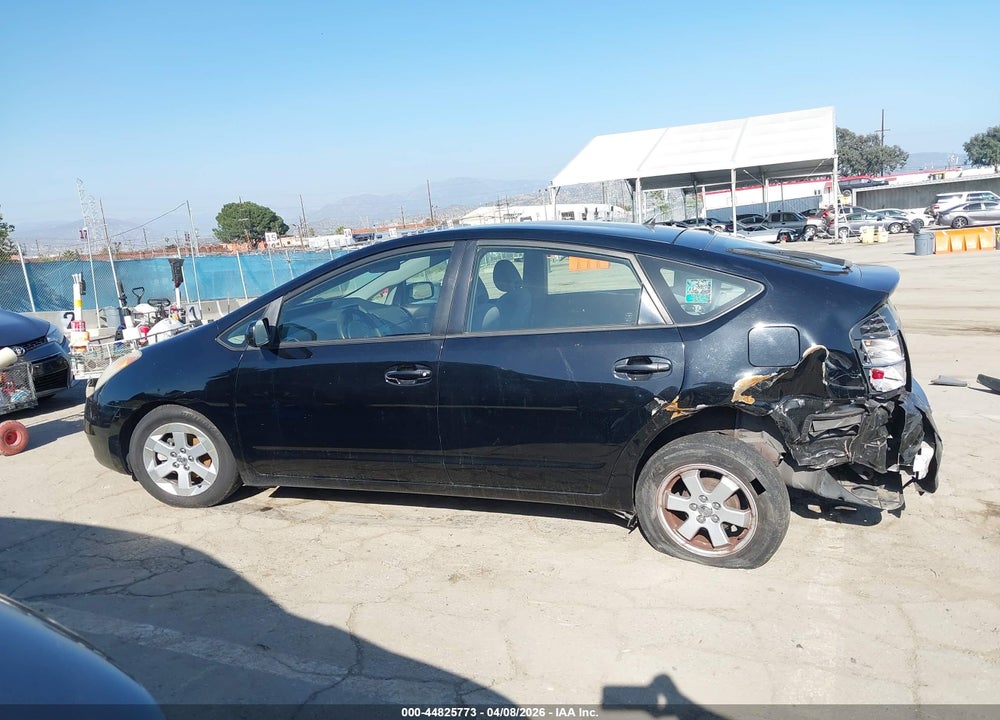 2005 TOYOTA PRIUS VIN: JTDKB20U853081448