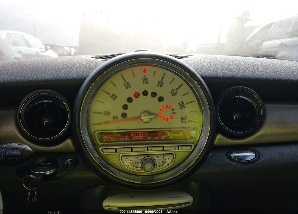 2007 MINI COOPER S VIN: WMWMF73587TL85460