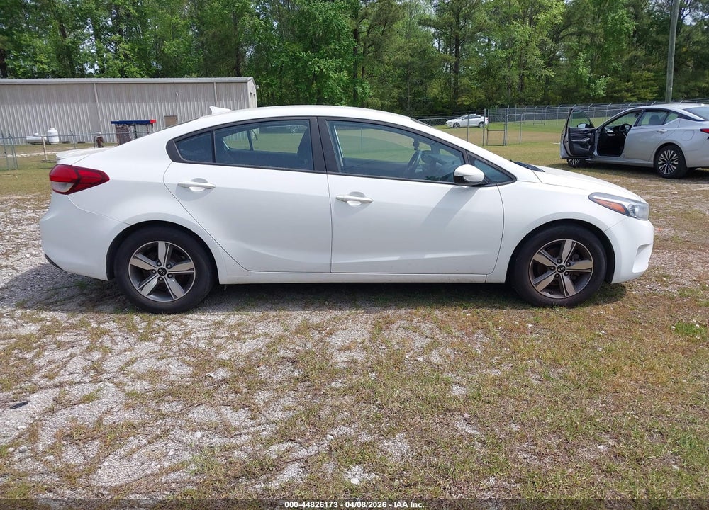 2018 KIA FORTE S VIN: 3KPFL4A7XJE189284