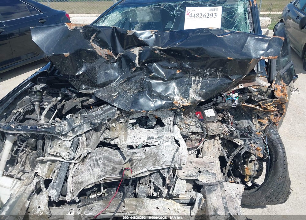 2017 TOYOTA COROLLA SE VIN: 5YFBURHEXHP692593