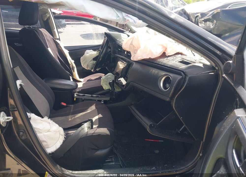 2017 TOYOTA COROLLA SE VIN: 5YFBURHEXHP692593