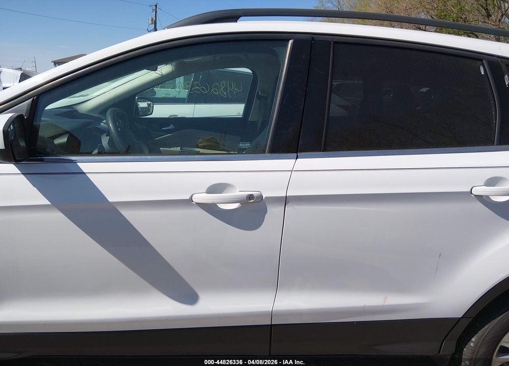 2018 FORD ESCAPE SE VIN: 1FMCU9GD4JUA61811