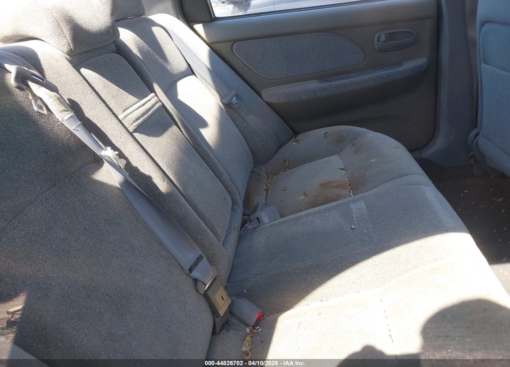 2001 KIA OPTIMA LX/SE VIN: KNAGD126515054101