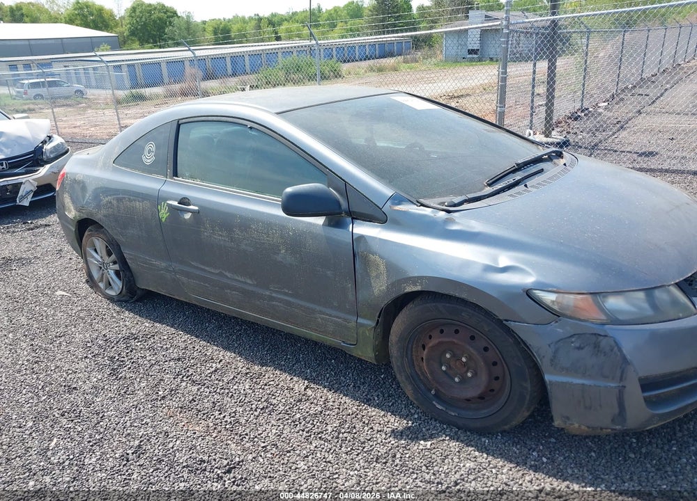 2010 HONDA CIVIC LX VIN: 2HGFG1B62AH512256