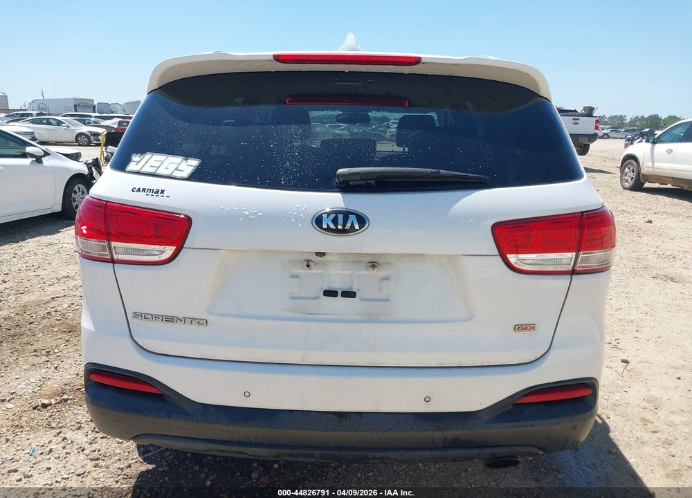 2017 KIA SORENTO 2.4L LX VIN: 5XYPGDA36HG328216