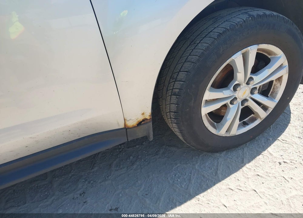 2015 CHEVROLET EQUINOX LS VIN: 1GNFLEEK3FZ103031