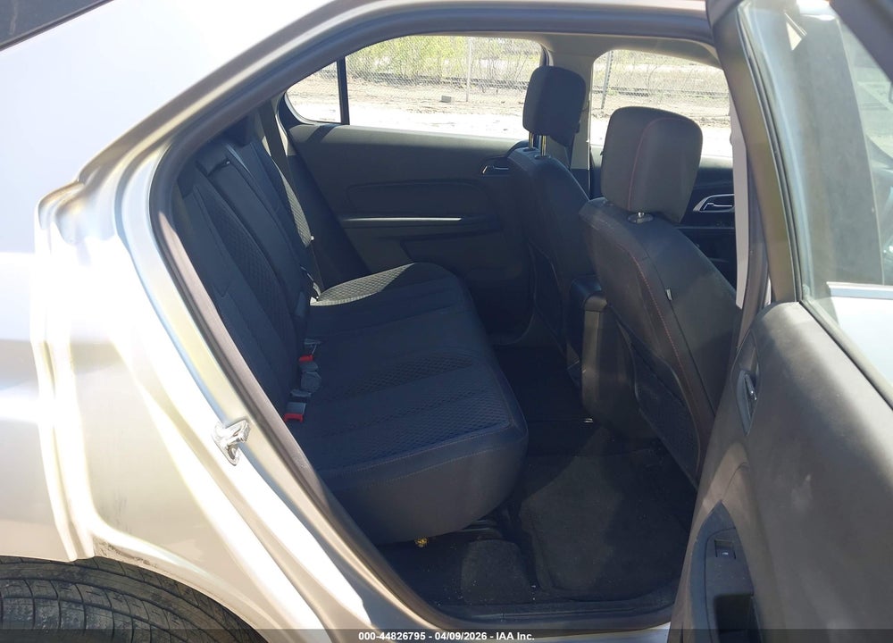 2015 CHEVROLET EQUINOX LS VIN: 1GNFLEEK3FZ103031
