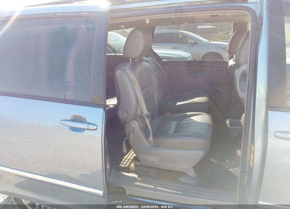 2010 TOYOTA SIENNA LIMITED VIN: 5TDDK4CC9AS033067