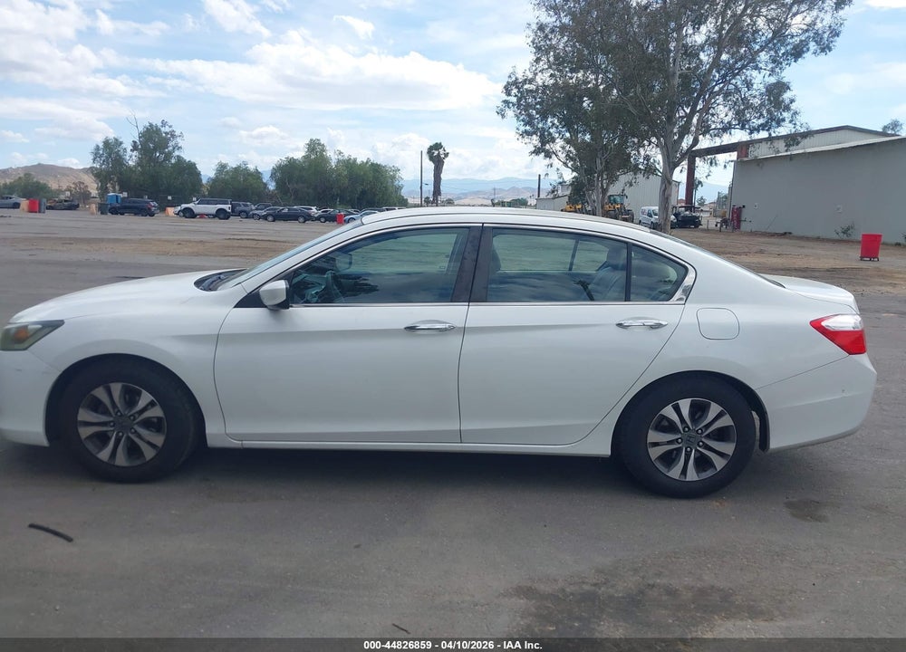 2014 HONDA ACCORD LX VIN: 1HGCR2F32EA195652