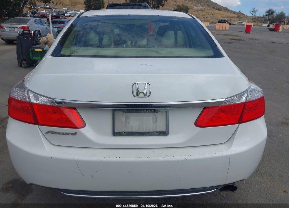 2014 HONDA ACCORD LX VIN: 1HGCR2F32EA195652