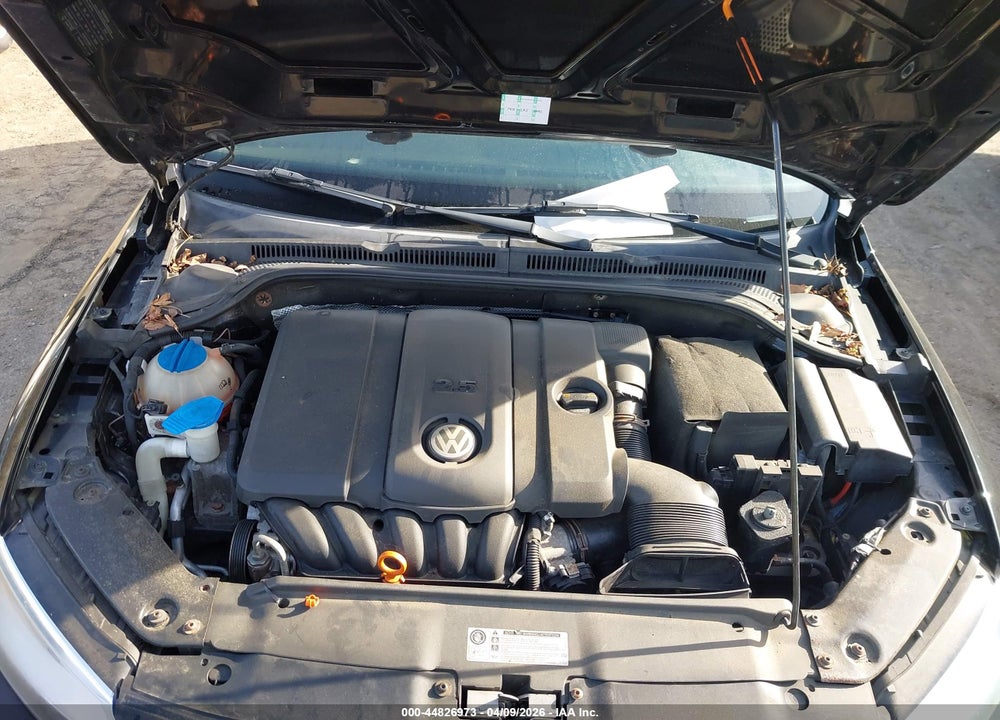 2011 VOLKSWAGEN JETTA 2.5L SE VIN: 3VWDZ7AJXBM377116