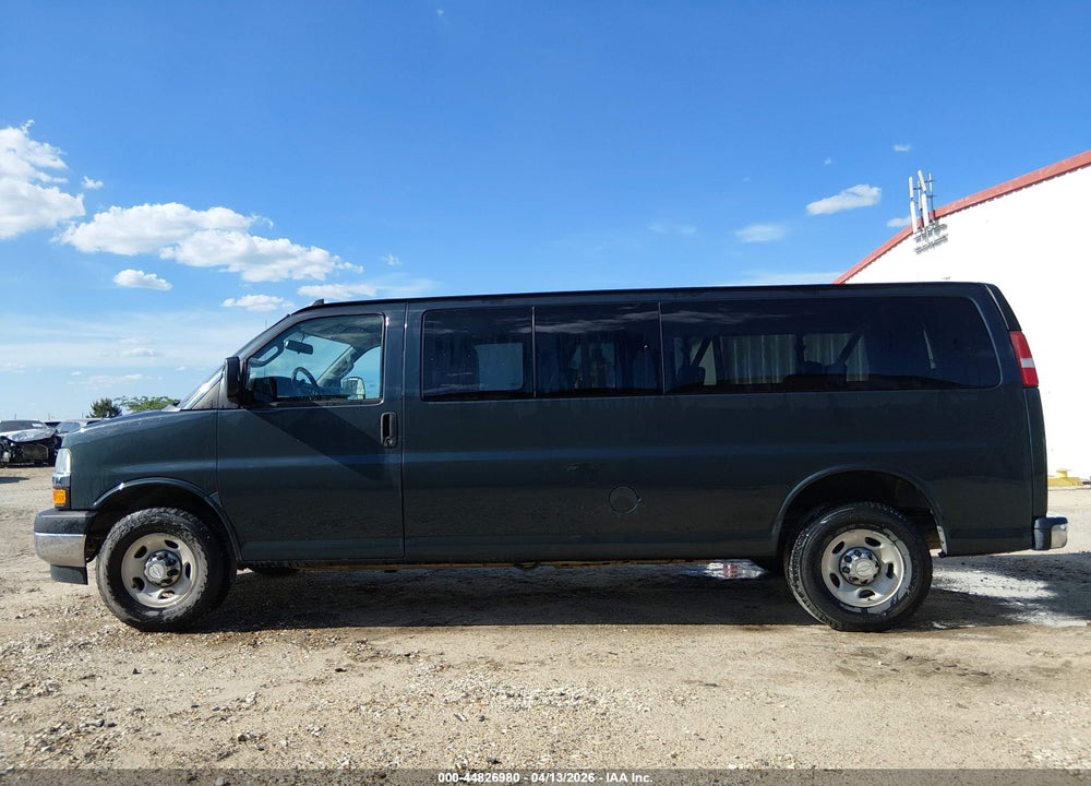 2017 CHEVROLET EXPRESS 3500 LT VIN: 1GAZGPFG1H1274225