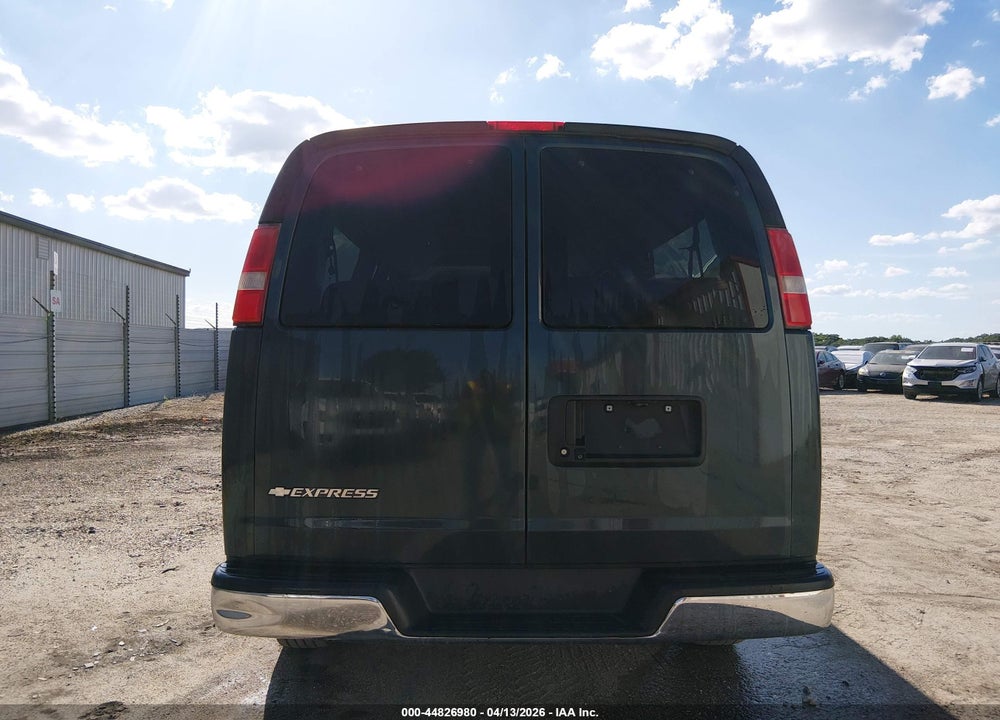 2017 CHEVROLET EXPRESS 3500 LT VIN: 1GAZGPFG1H1274225