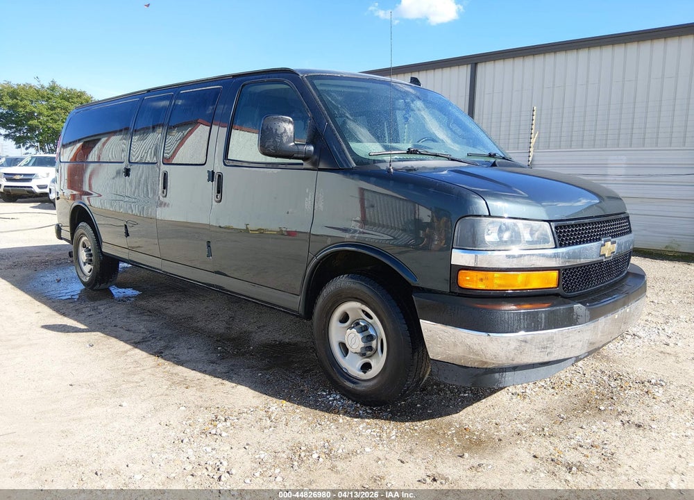 2017 CHEVROLET EXPRESS 3500 LT VIN: 1GAZGPFG1H1274225