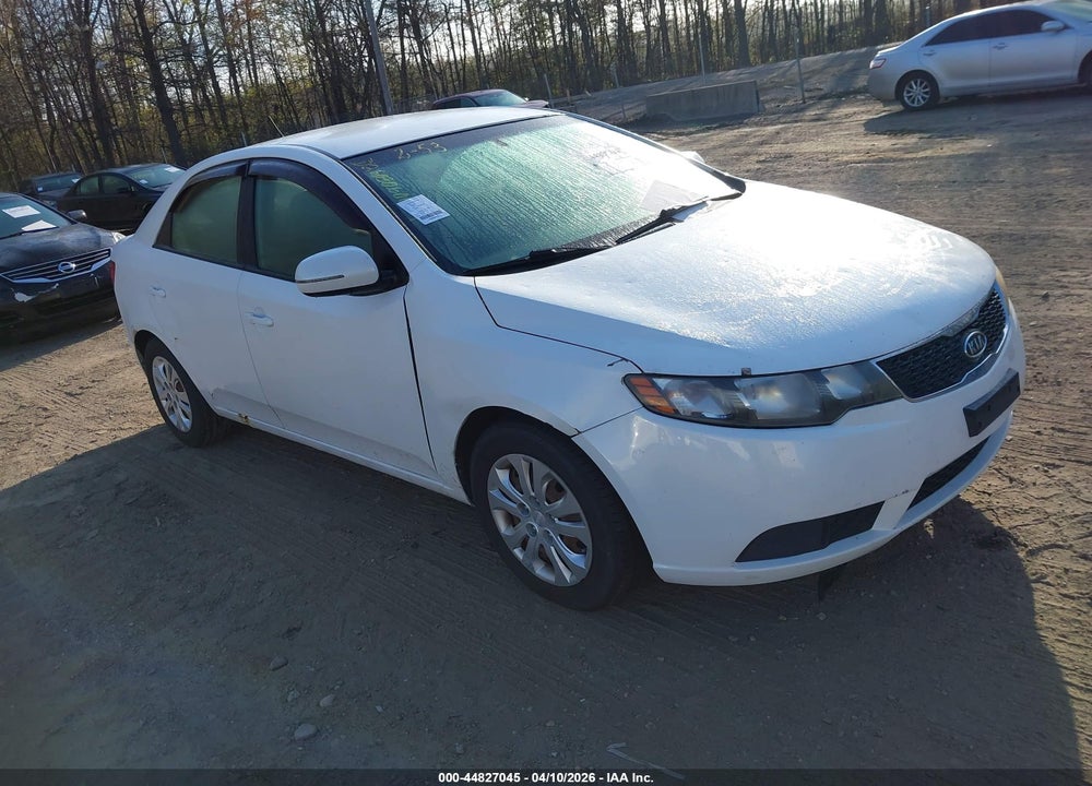 2011 KIA FORTE EX VIN: KNAFU4A25B5395110