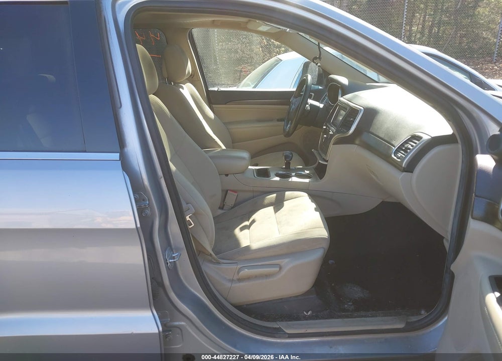 2014 JEEP GRAND CHEROKEE LAREDO VIN: 1C4RJFAG9EC163108