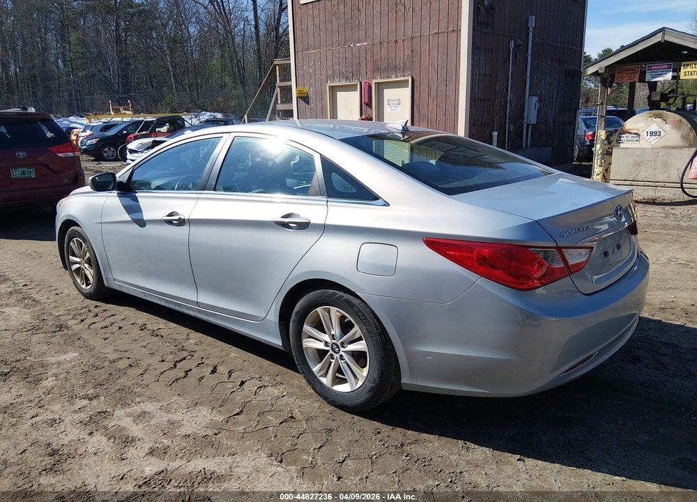 2013 HYUNDAI SONATA GLS VIN: 5NPEB4AC9DH604803