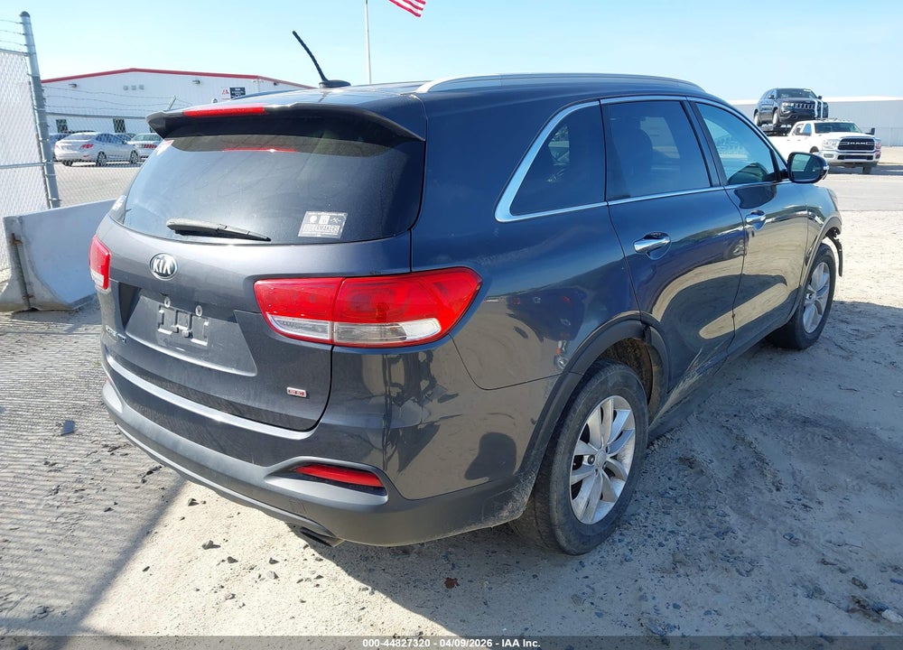 2017 KIA SORENTO 2.4L LX VIN: 5XYPG4A30HG244988