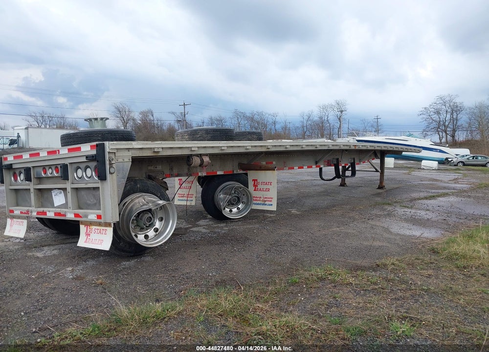 2010 REITNOUER FLAT BED TRAILER VIN: 1RNF48A21AR020944