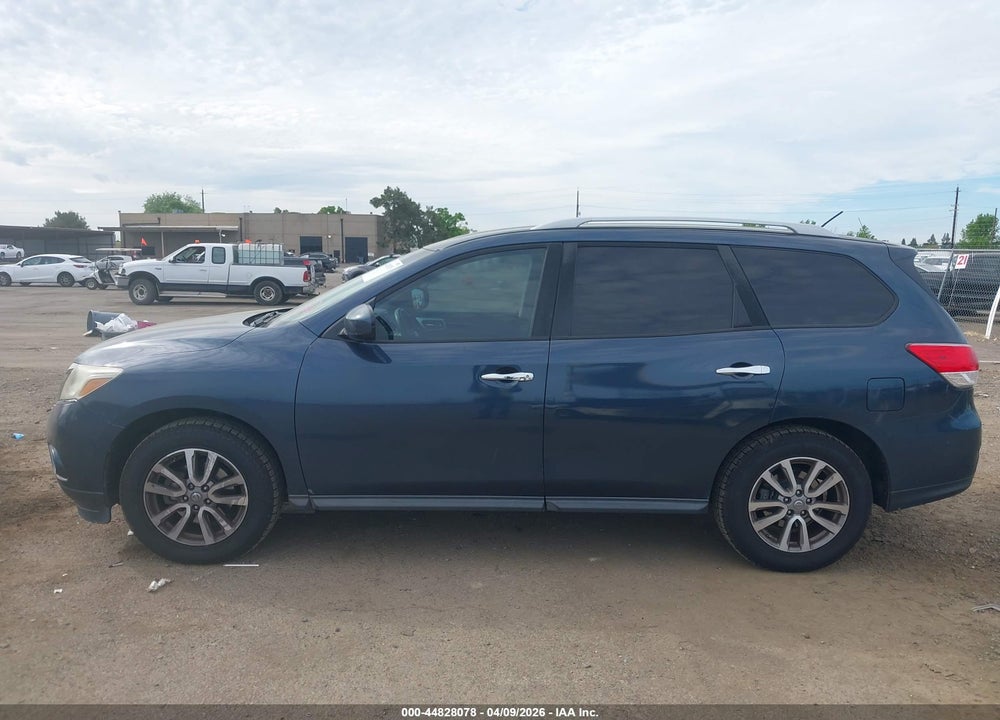 2015 NISSAN PATHFINDER S VIN: 5N1AR2MN6FC707618