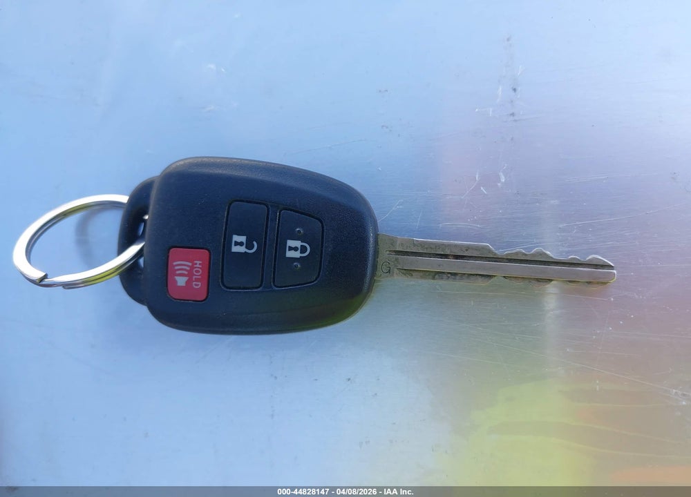 2012 TOYOTA PRIUS C TWO VIN: JTDKDTB33C1513148