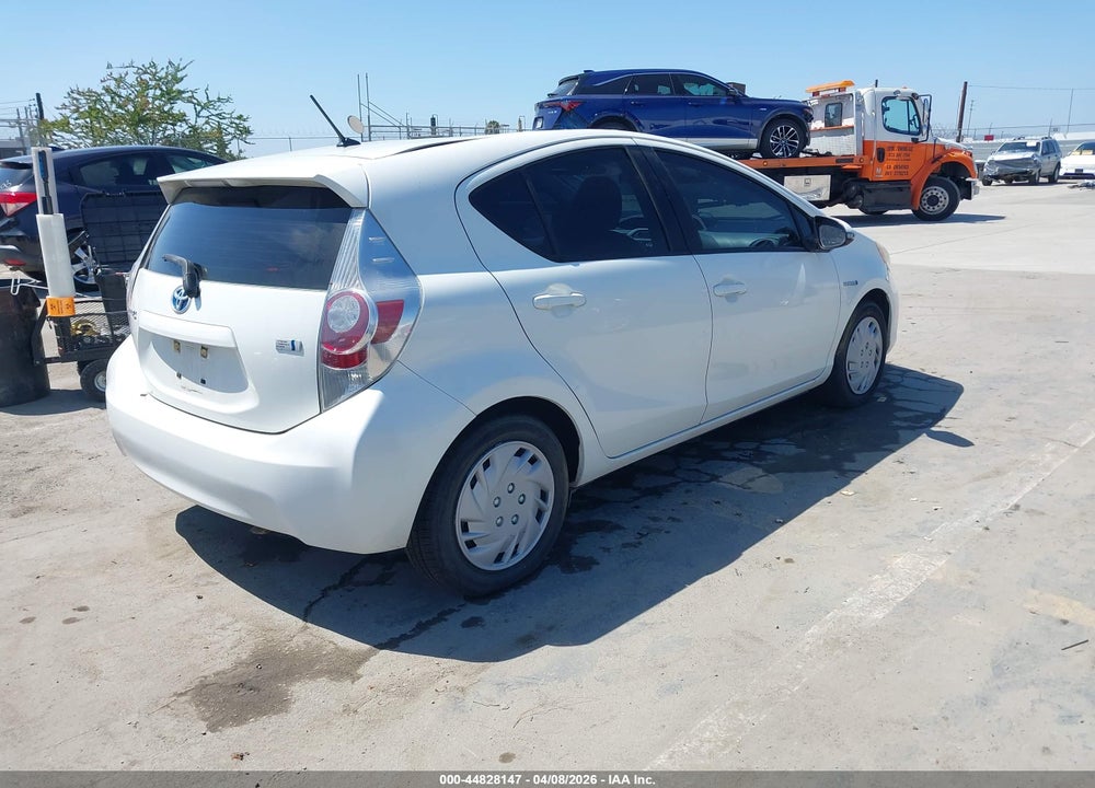 2012 TOYOTA PRIUS C TWO VIN: JTDKDTB33C1513148