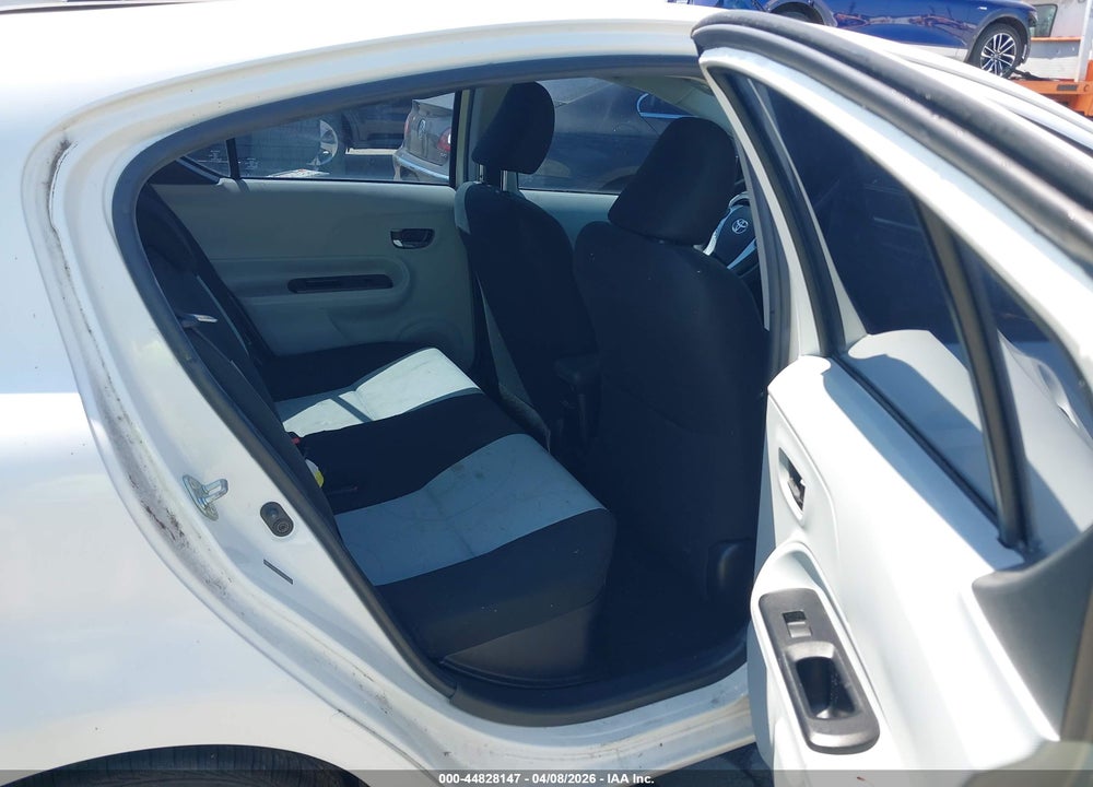 2012 TOYOTA PRIUS C TWO VIN: JTDKDTB33C1513148