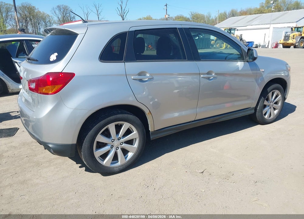 2014 MITSUBISHI OUTLANDER SPORT ES VIN: 4A4AP3AU4EE031886