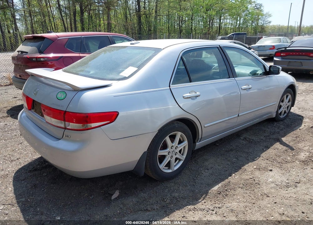 2004 HONDA ACCORD 3.0 EX VIN: 1HGCM66804A066132