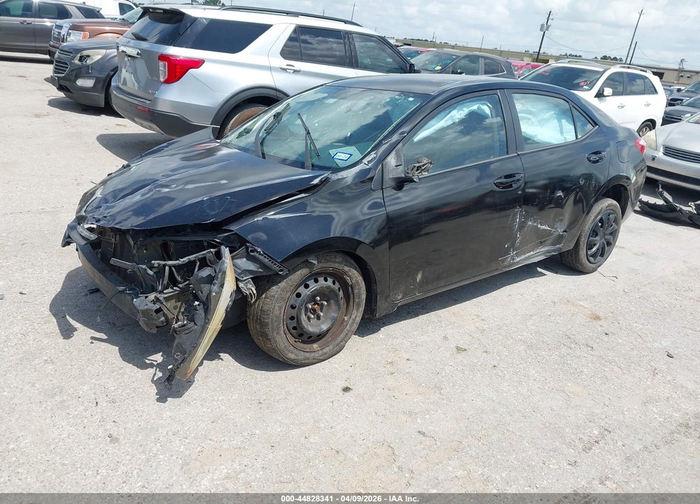 2015 TOYOTA COROLLA LE VIN: 5YFBURHE2FP352223