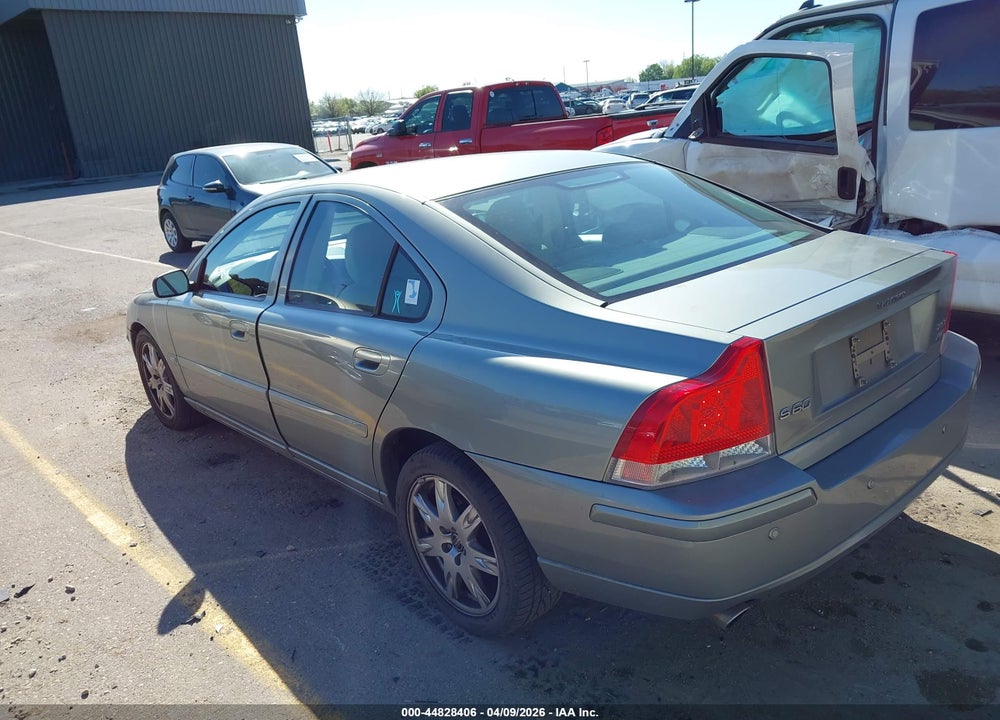 2006 VOLVO S60 2.5T VIN: YV1RH592262551183