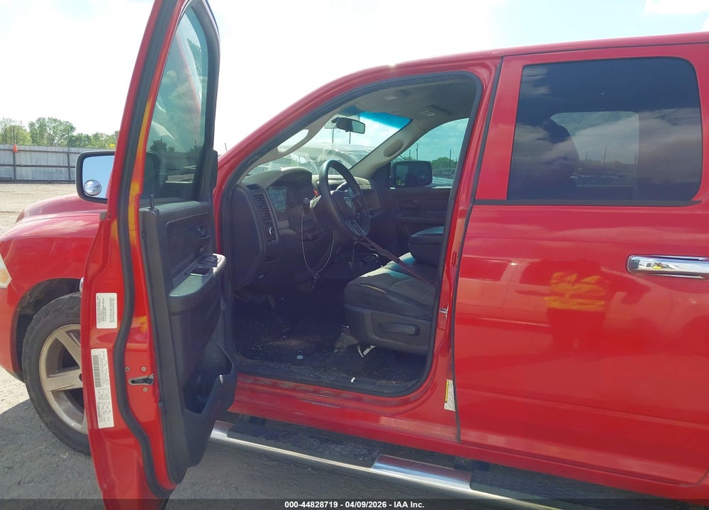 2012 RAM 1500 ST VIN: 1C6RD6FT4CS206812