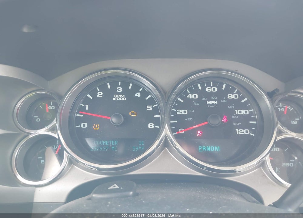 2011 CHEVROLET SILVERADO 1500 LT VIN: 1GCPKSE3XBF137213