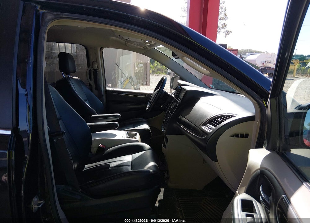 2015 CHRYSLER TOWN & COUNTRY TOURING VIN: 2C4RC1BG0FR611174
