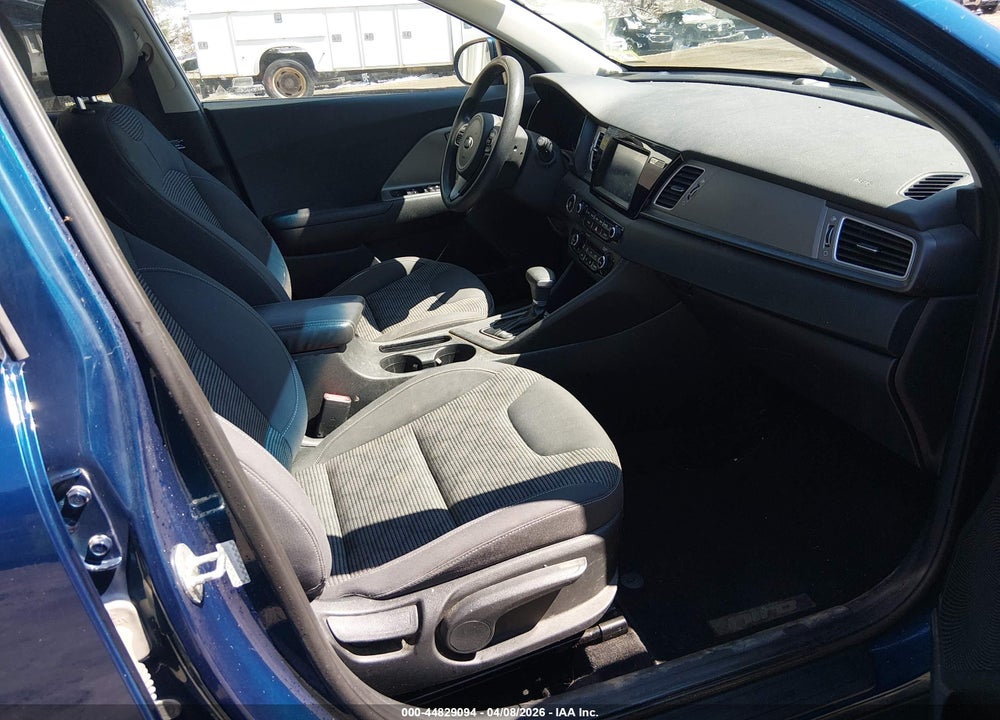 2017 KIA NIRO LX VIN: KNDCB3LCXH5065080