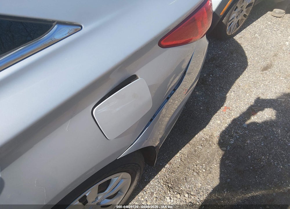 2012 HYUNDAI SONATA GLS VIN: 5NPEB4AC6CH373843