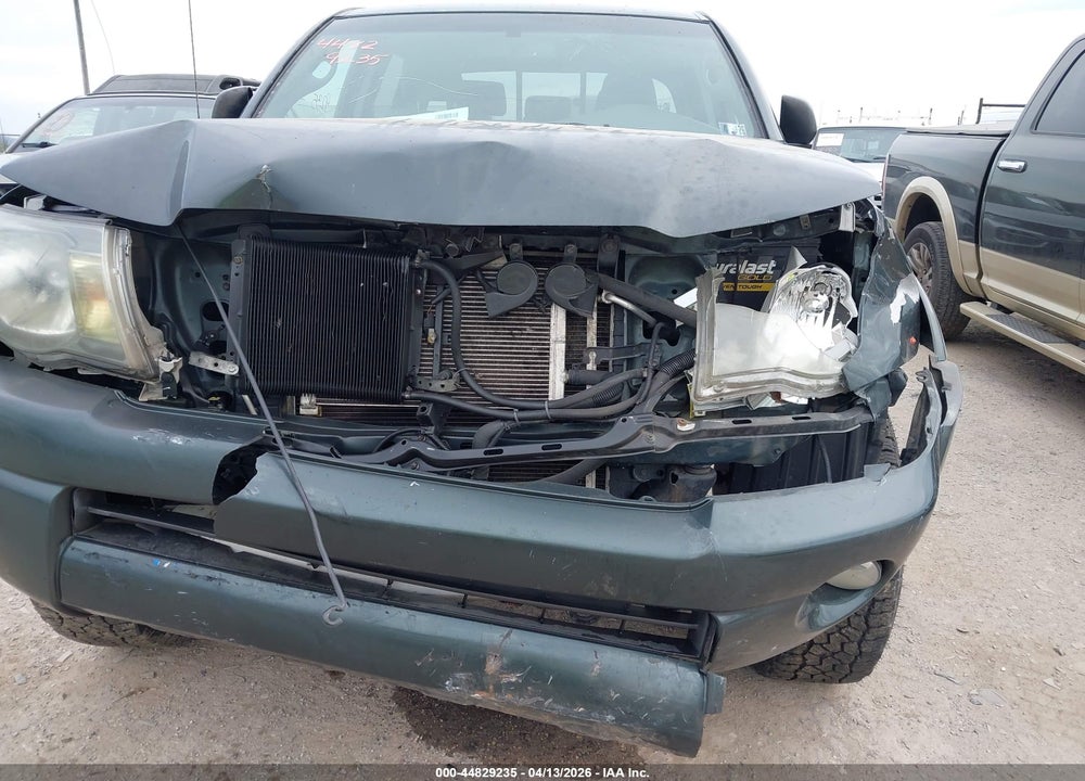 2011 TOYOTA TACOMA BASE V6 VIN: 3TMLU4EN0BM065881